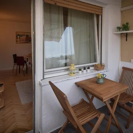 Sunny Near The Centar, Free Parking Апартаменты Сплит