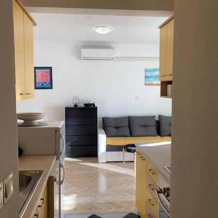 Apartment Sunny Near The Centar, Free Parking Split