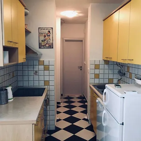 Apartment Sunny Near The Centar, Free Parking Split