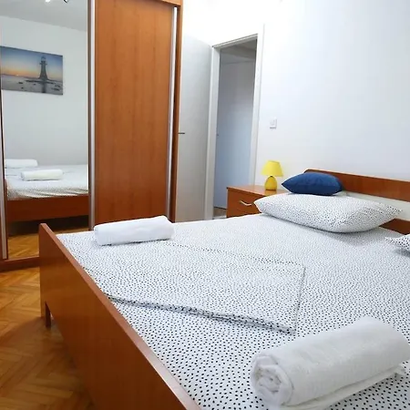 Sunny Near The Centar, Free Parking * Split